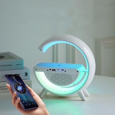 10W energía de carga inalámbrica Bluetooth altavoz inalámbrico de plástico blanco inalámbrico